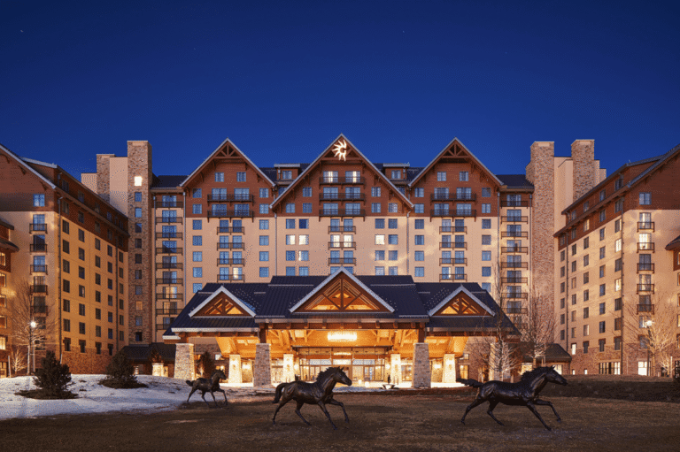 The 8 Best Hotel Design Ideas for 2022