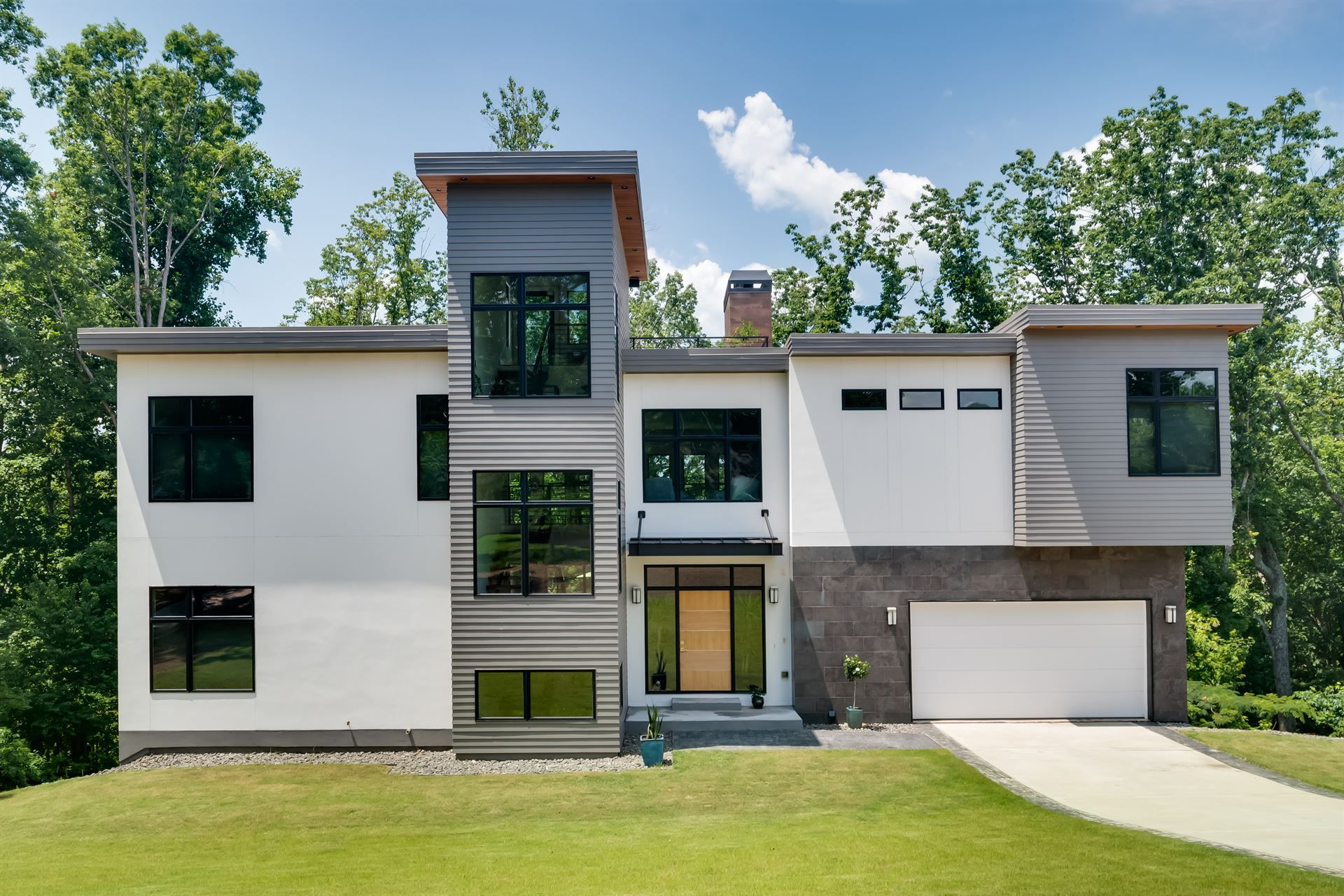 Nichiha Modern Home Bermuda Lane