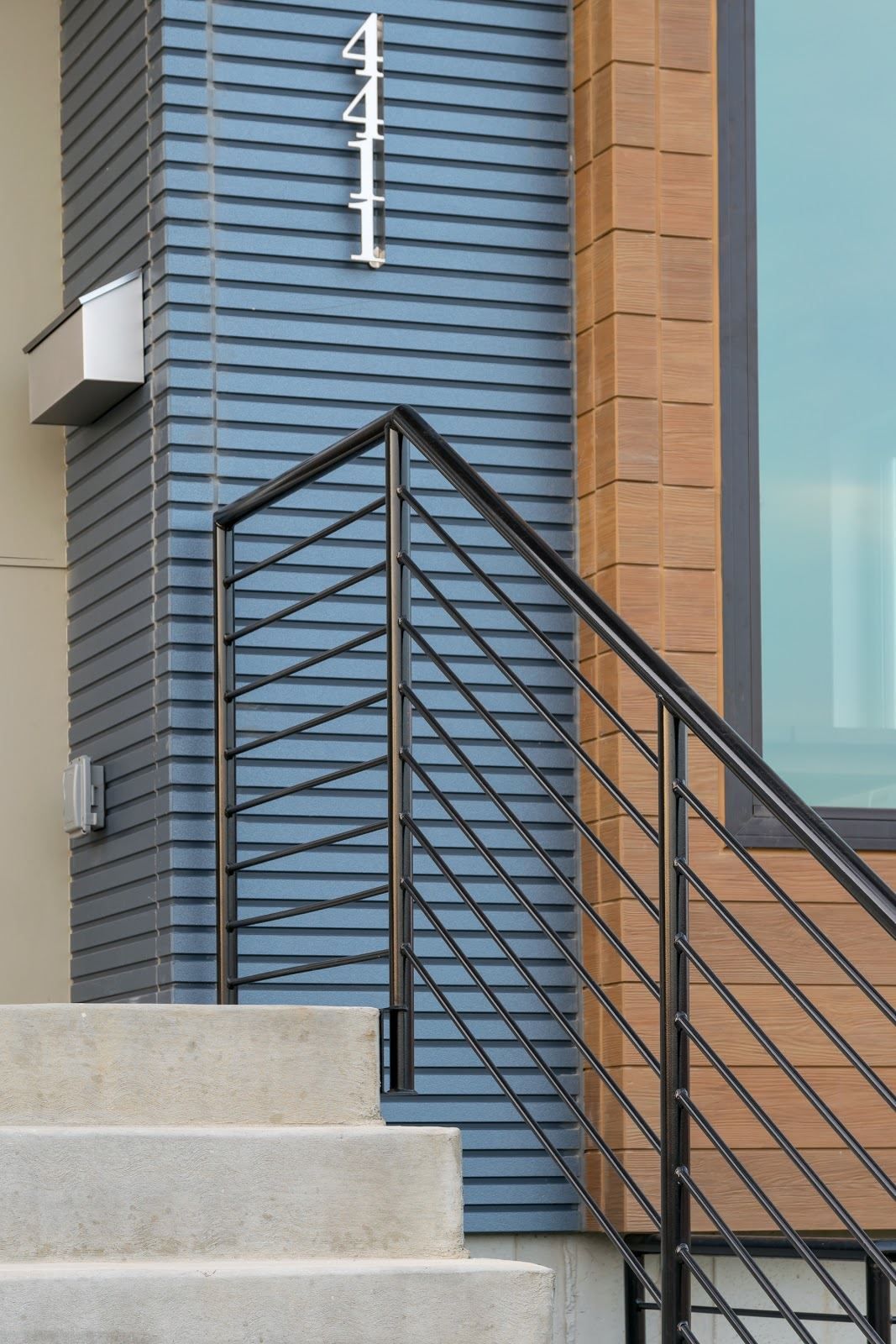 Nichiha-VintageWood-Cedar-Ribbed-Indigo-Modern-Residential