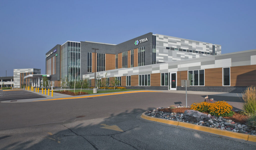 Minnesota Health Clinic Relies on Nichiha for Extreme Weather Protection